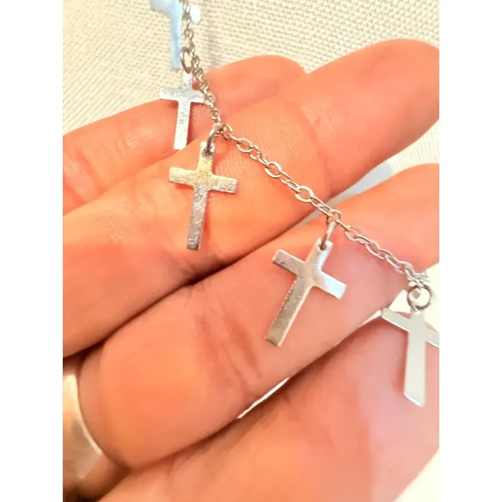Vintage Silver Tone Cross Charm Necklace 16”